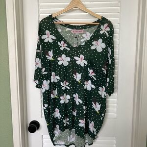 Alohiwai green hibiscus tunic dress